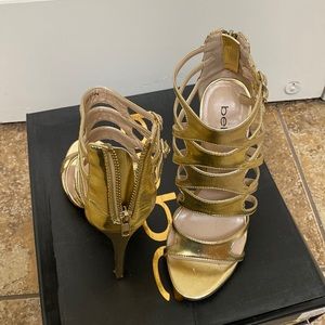 Bebe heels